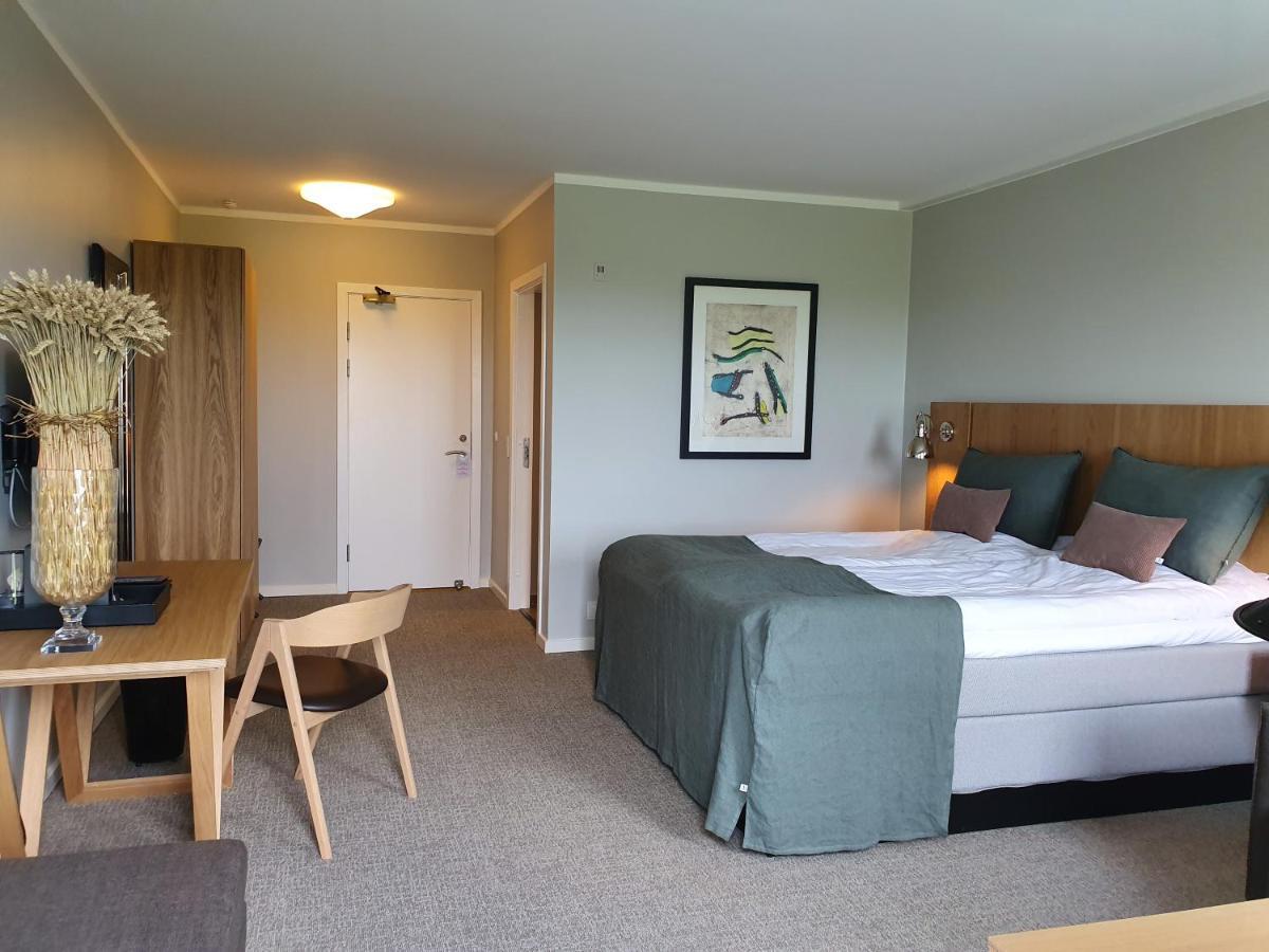 Hotel Nor - Badehotellet Fjerritslev エクステリア 写真